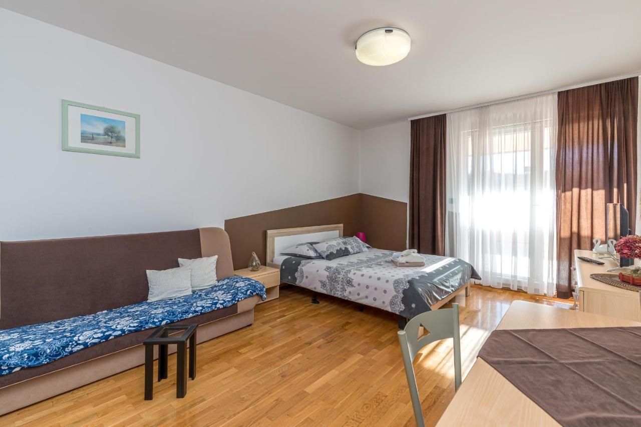 Apartments Vasic Póla Kültér fotó