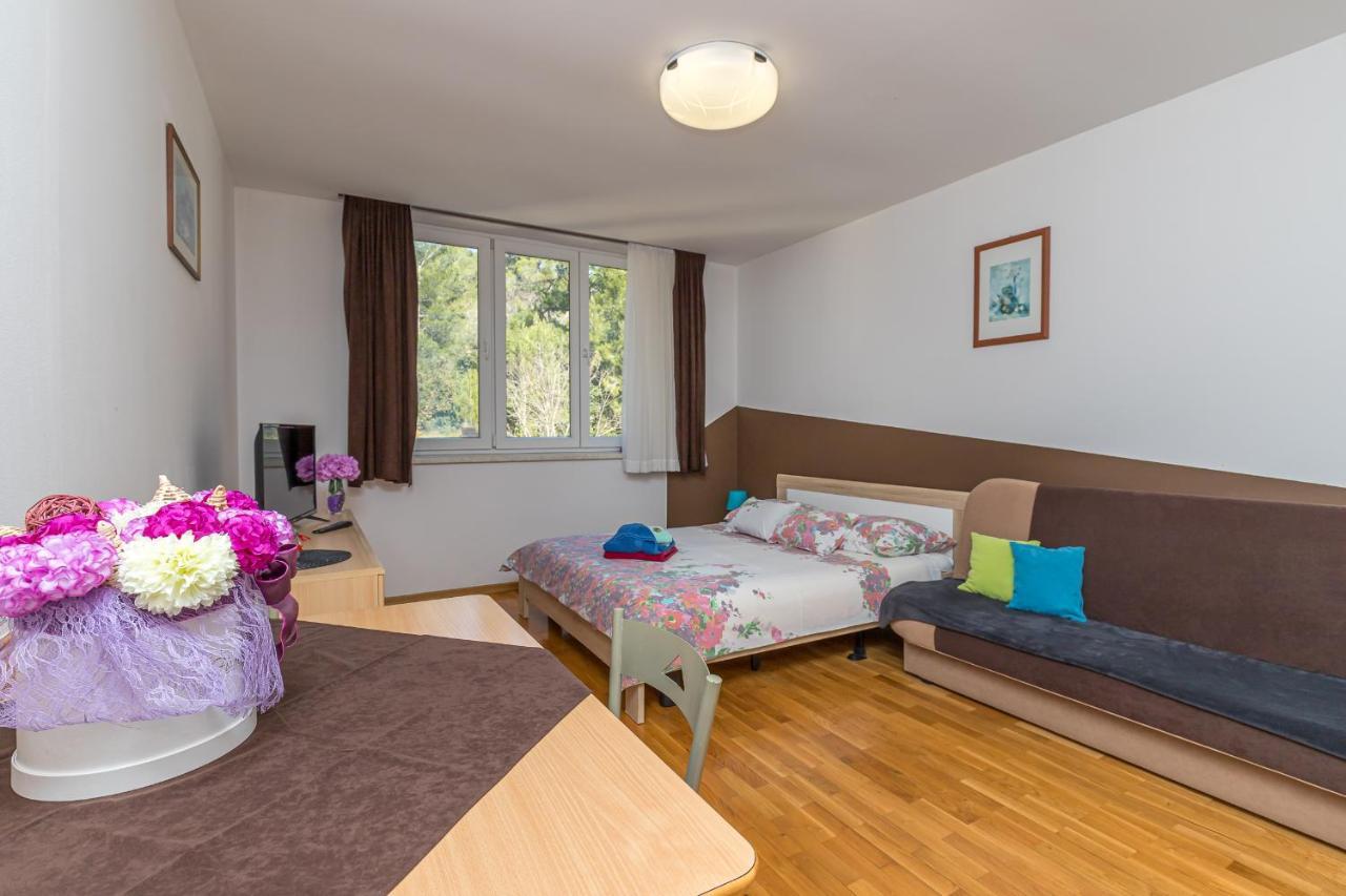 Apartments Vasic Póla Kültér fotó